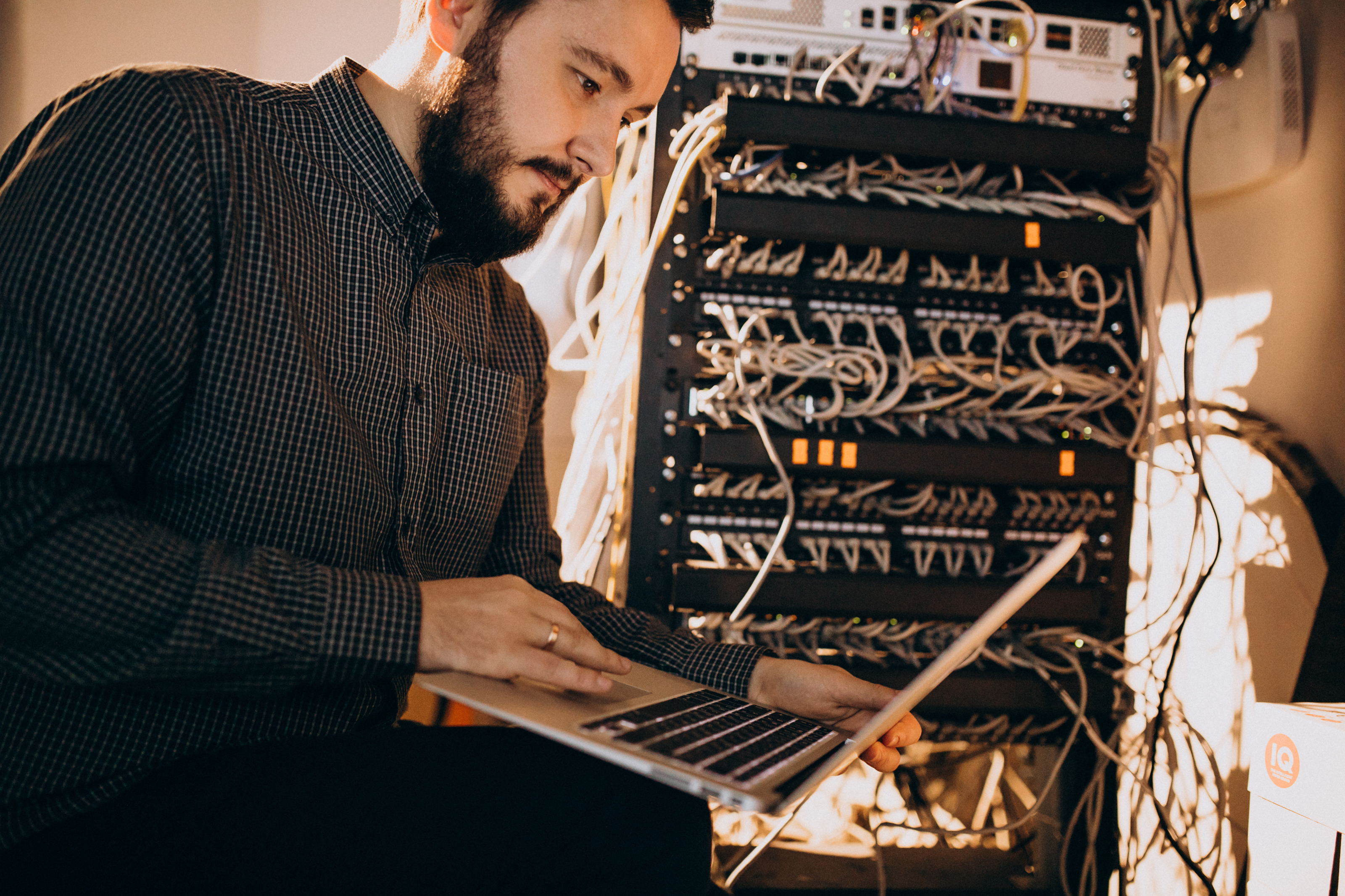 Curso de montaje y mantenimiento de equipamientos de red y estaciones base de telefonía (Técnico Telecomunicaciones)